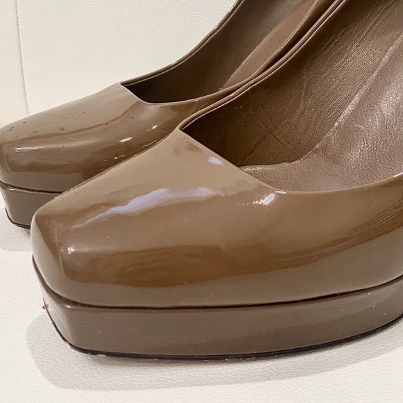 GUCCI Patent Leather Platform Heels Sz 40 - Picture 3 of 7